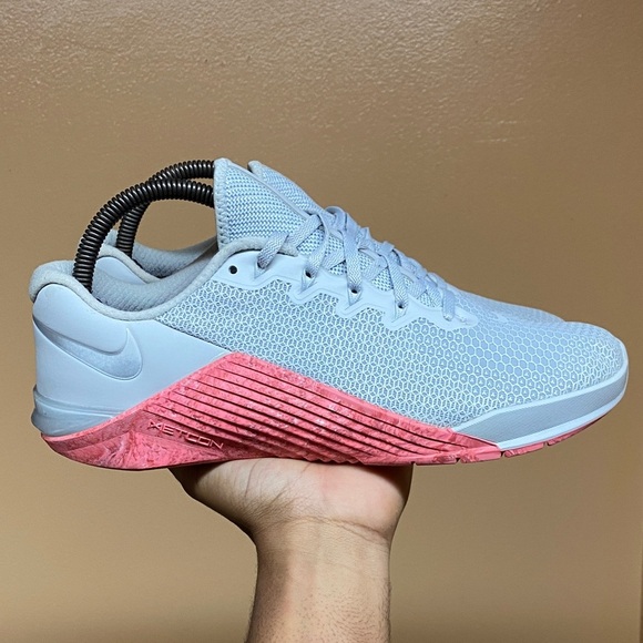Nike Metcon 5 Women’s Running Sneakers - Pure Platinum Size 10 - Picture 1 of 16